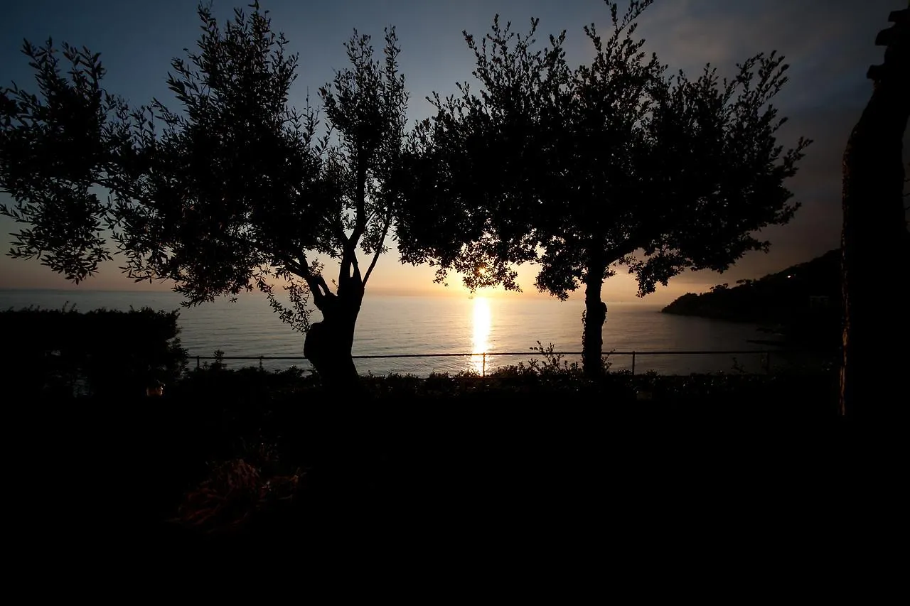 Villa Sul Mare Sori Italy